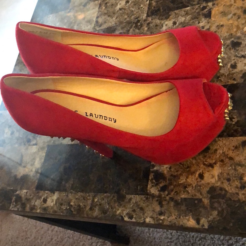 Chines laundry spike red suede heels! 7.5